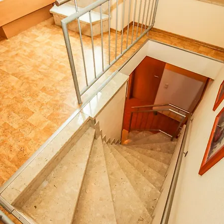 Gorch Fock 아파트 *